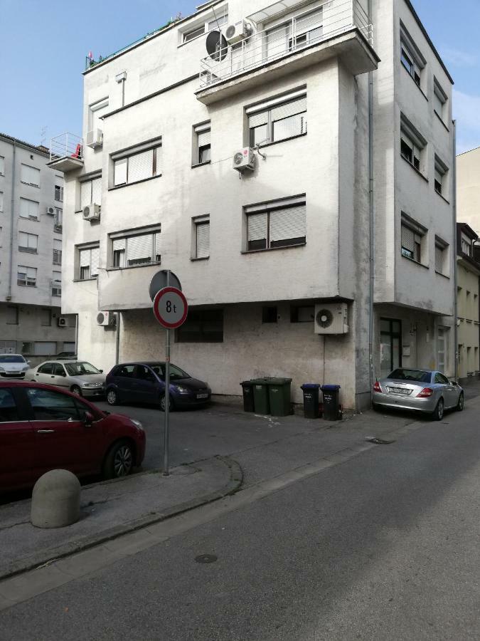 Studio Apartman Tirkiz ザグレブ エクステリア 写真